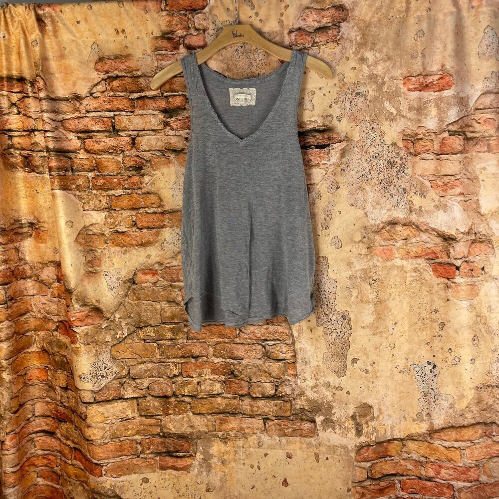 Pure Good V neck tank top. Size XL